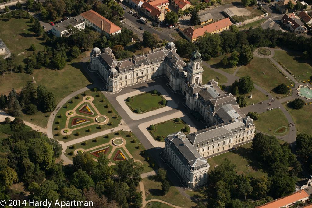 Hardy Apartman Keszthely Esterno foto